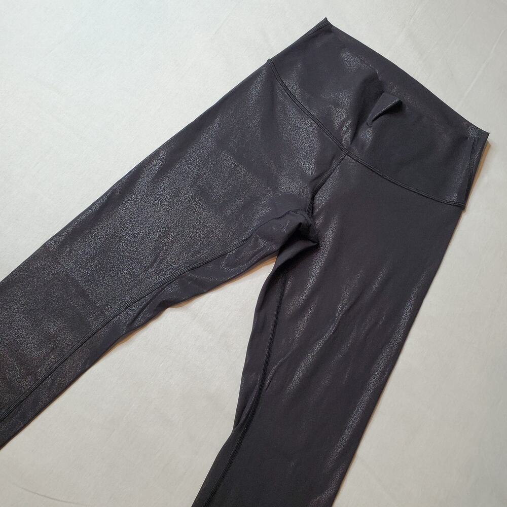 Lululemon Women's Size 6 Wunder Under Crop High-Rise 21" Foil Black W6AV7S